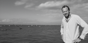 Mark landscape bw Contact